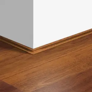 Плинтус ламинированный Quick-Step Скоция 17х17х2400 мм арт.0996